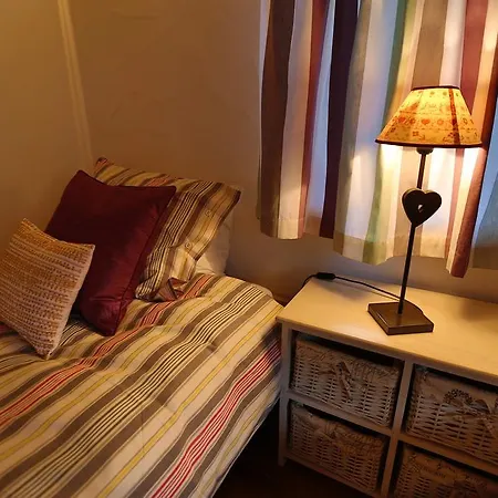 Nicol Apartment *